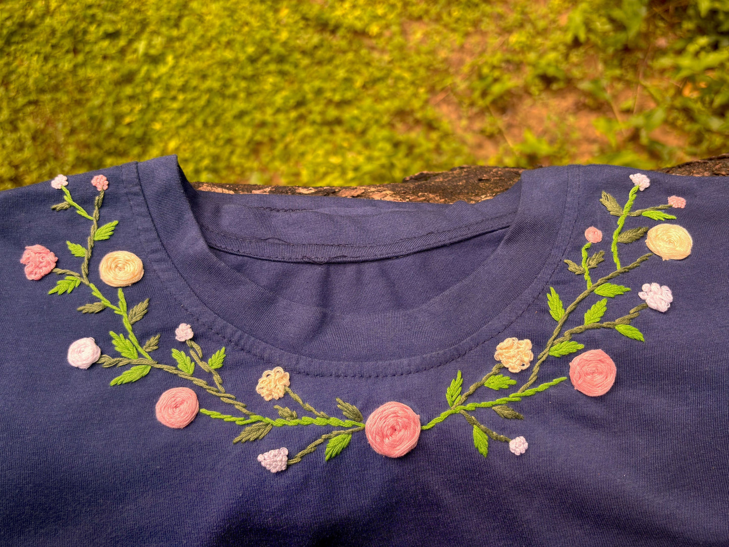 Floral Vine Embroidered Collar T-shirt | Floral Vine Embroidered T-shirt For Nature Lovers